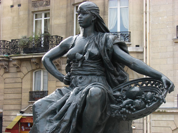 L'Afrique Statue, Black Images at Orsay Museum