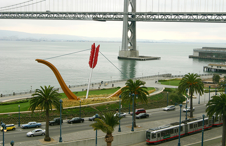 Cupids Bow on the Embarcadero