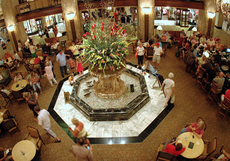 Peabody Hotel lobby complete with ducks, Memphis Hotels