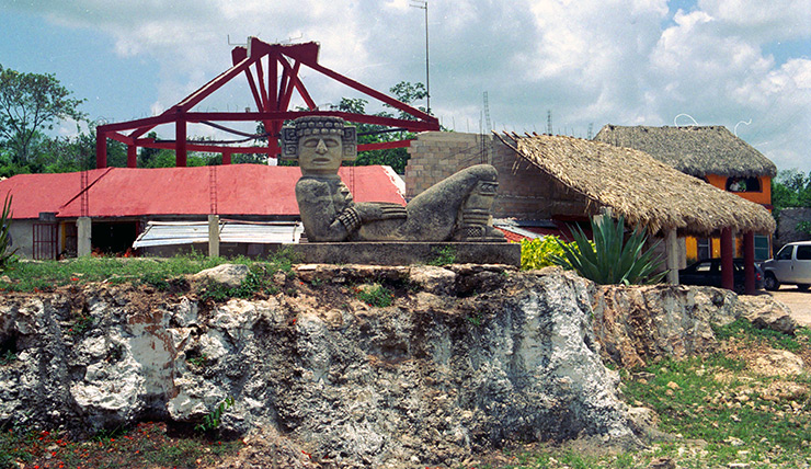 Mayan statue, Cancun Photos