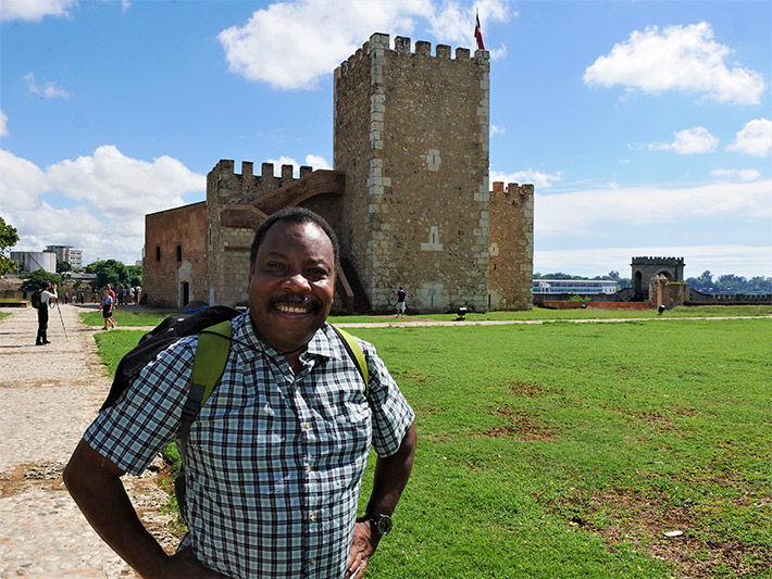 Paul Lowe at a Fortress in Santo Domingo