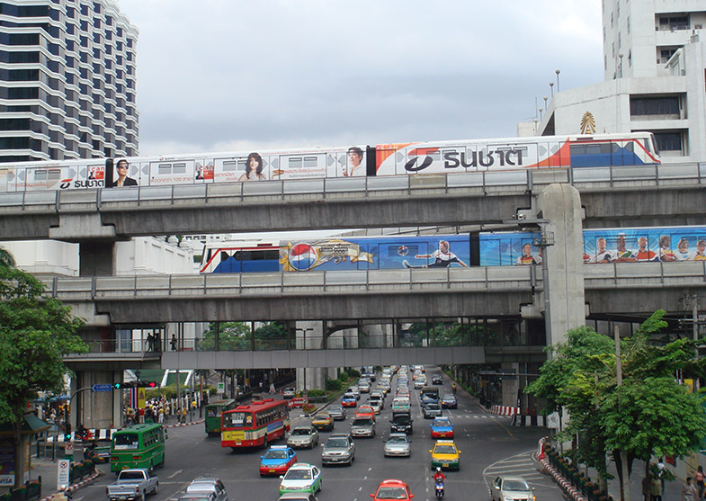 BTS Skytrain overlapping lines downtown Bangkok