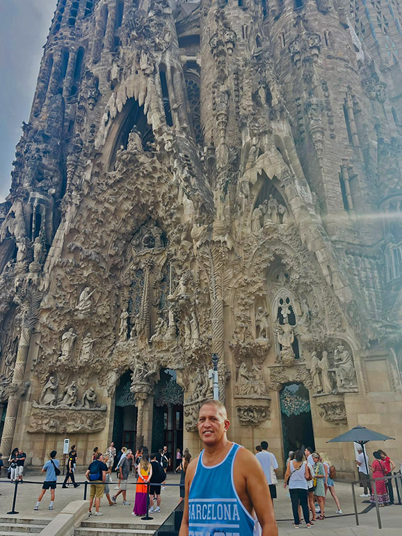 Lenny Dorsey visiting Sagrada Familia