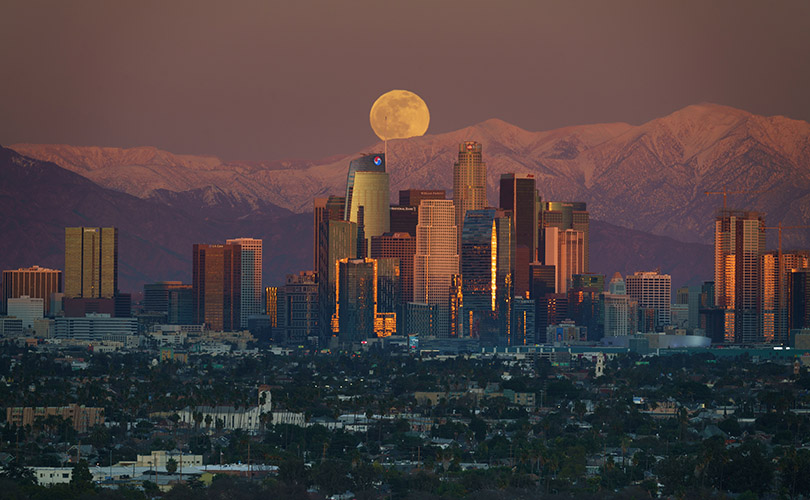 Los Angeles skyline evening, U.S. Cities