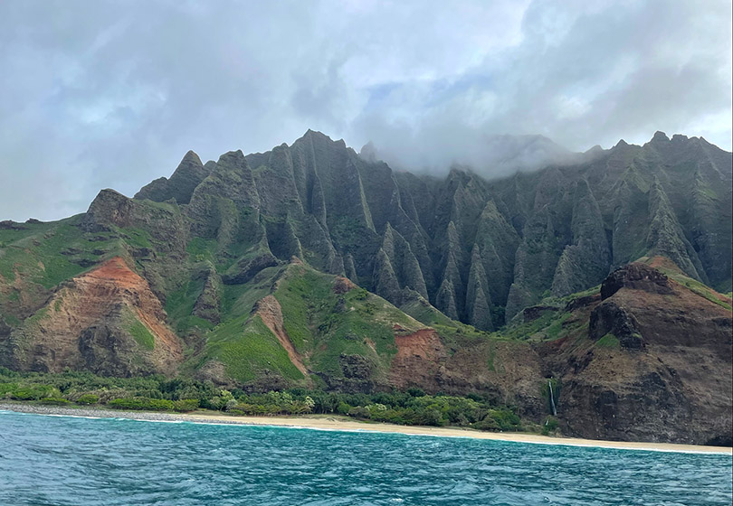 Cruise-level scenery of Napali Coast in Kauai that was photographed in Jurassic Park